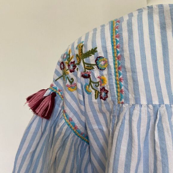 Boho Embroidered Ballon Sleeve Top - Picture 10 of 11